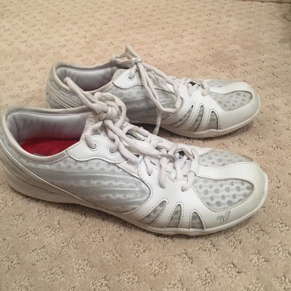 varsity spirit cheer shoes